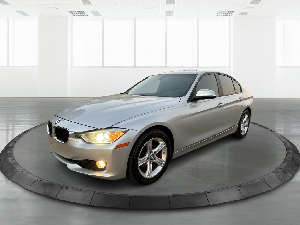 2014 BMW 3 Series Image 4