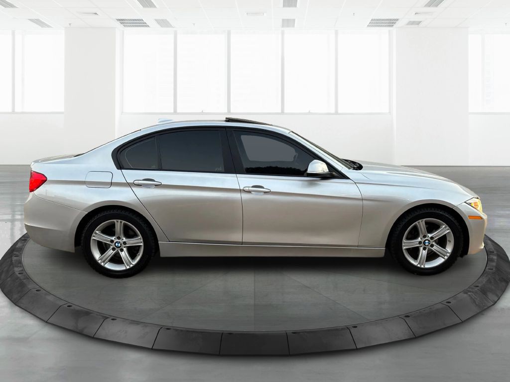 2014 BMW 3 Series Image 5