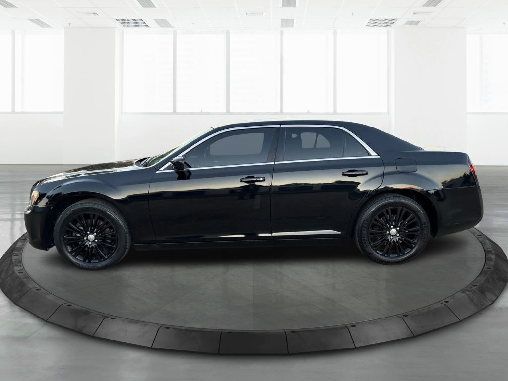 2014 Chrysler 300 Image 7