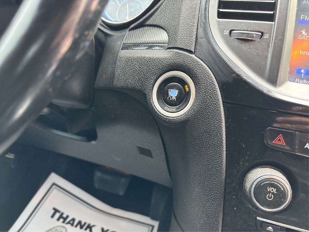 2014 Chrysler 300 Image 14