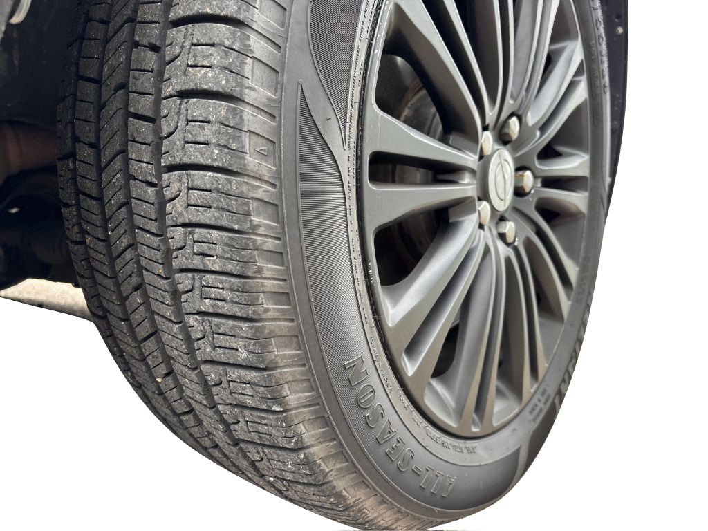 2014 Chrysler 300 Image 22