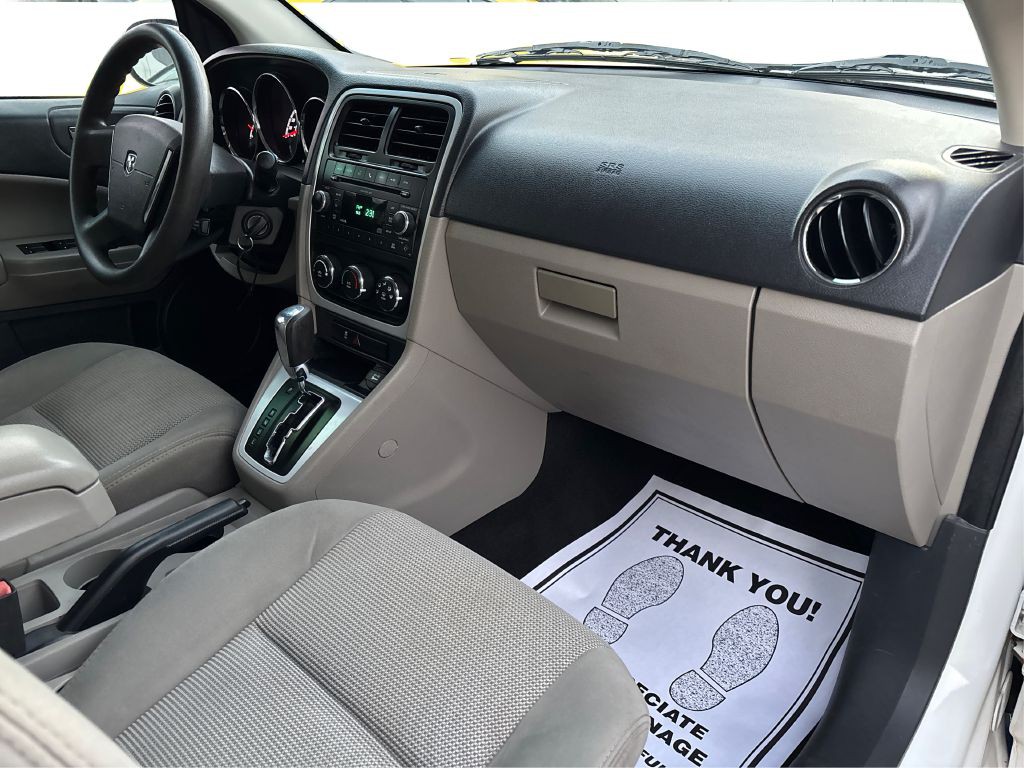 2011 Dodge Caliber Image 12