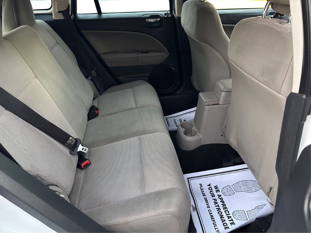 2011 Dodge Caliber Image 19