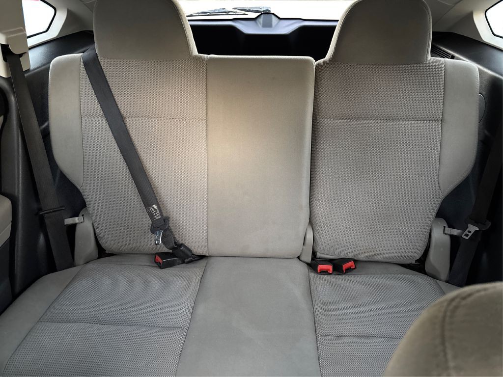 2011 Dodge Caliber Image 25