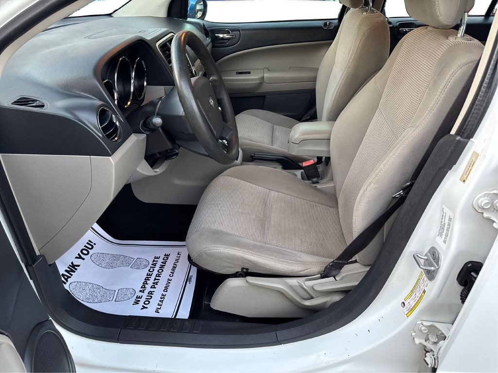 2011 Dodge Caliber Image 26