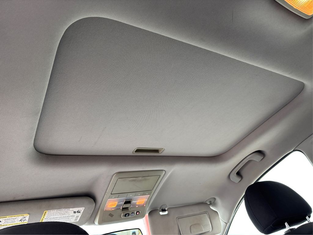 2012 Chevrolet Captiva Image 10