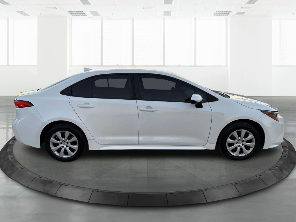 2022 Toyota Corolla Image 4