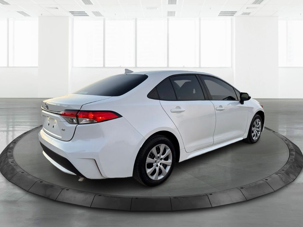 2022 Toyota Corolla Image 6