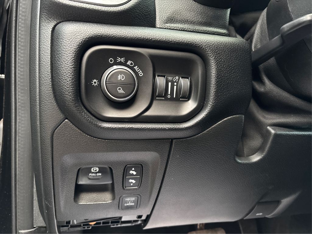 2022 RAM 1500 Image 15