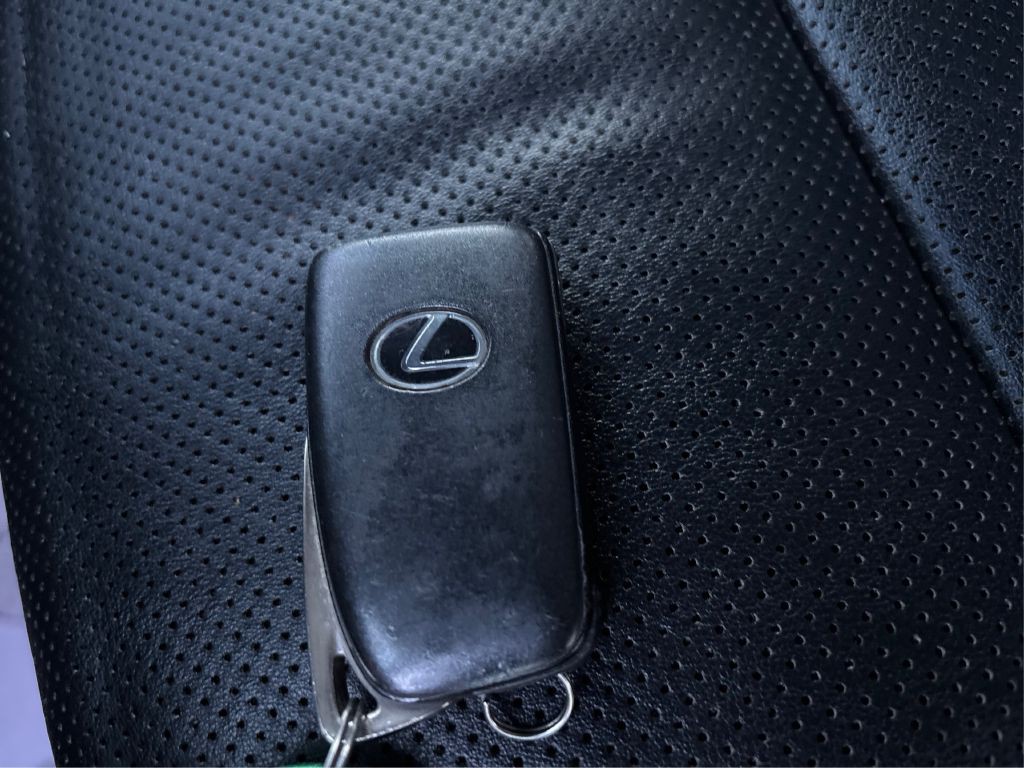 2016 Lexus NX 200t Image 27