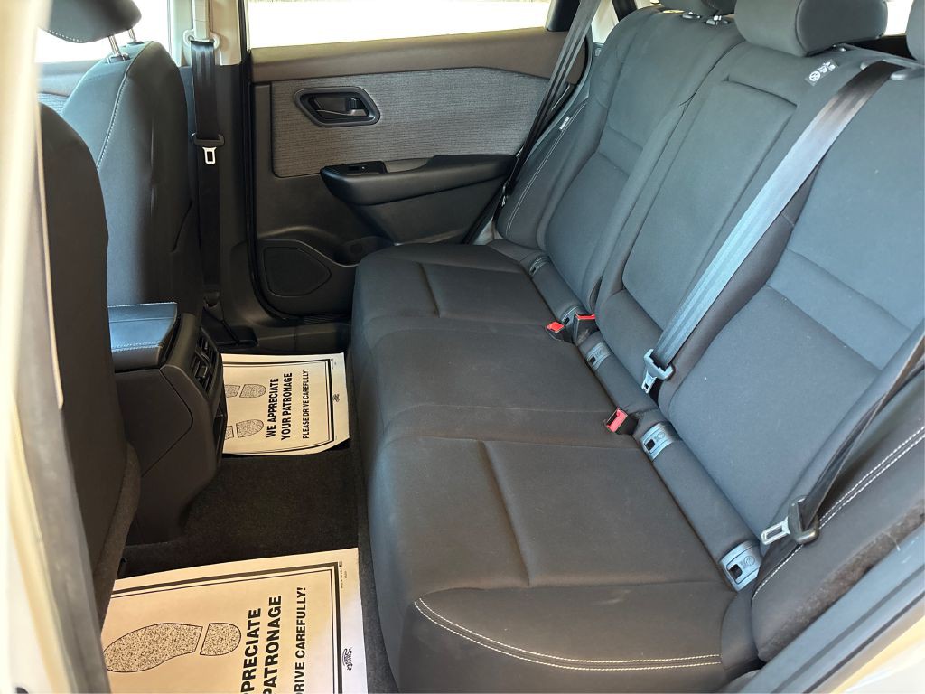 2023 Nissan Rogue Image 26