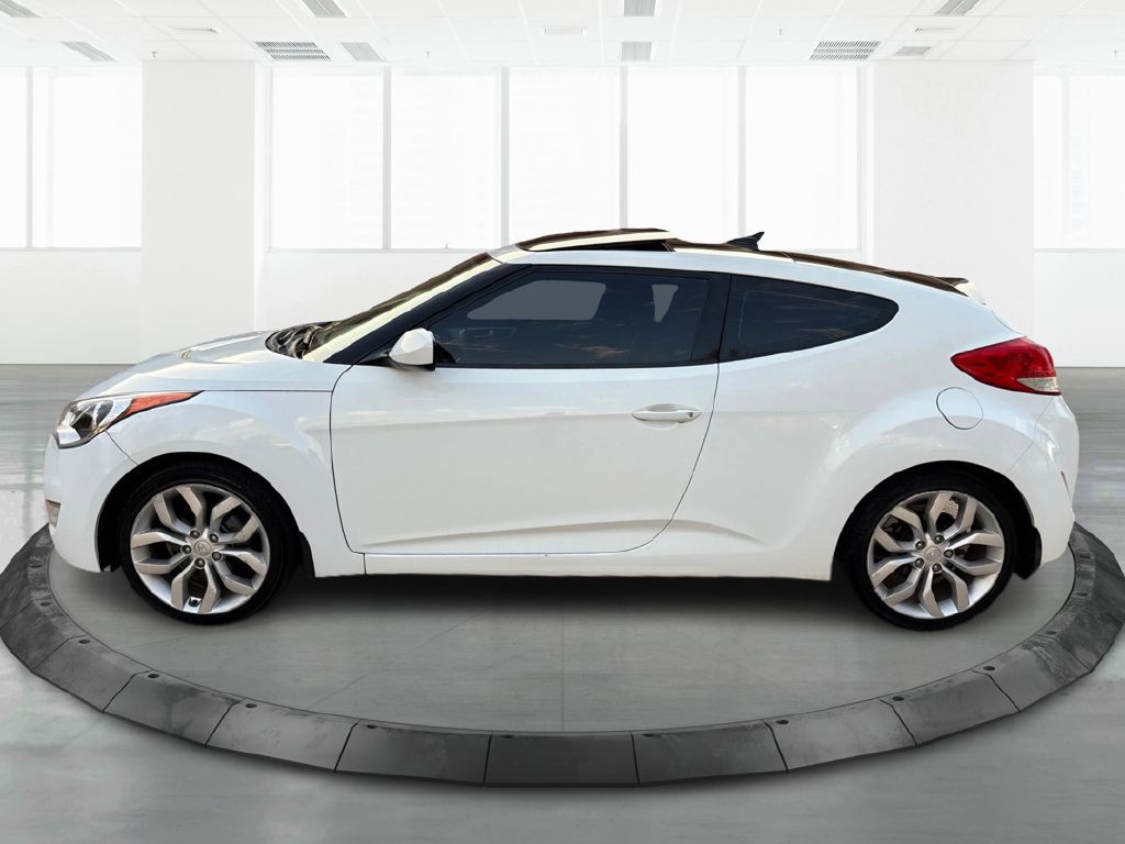 2012 Hyundai Veloster Image 2