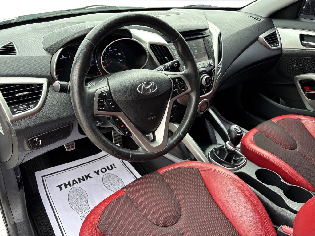 2012 Hyundai Veloster Image 13
