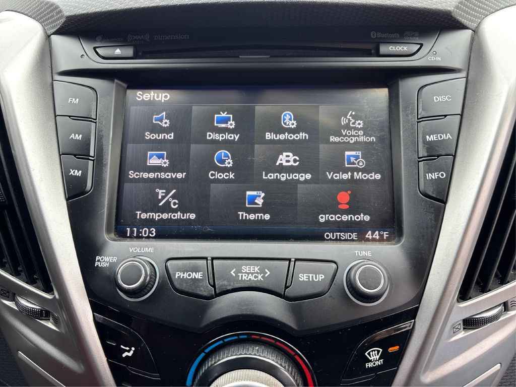 2012 Hyundai Veloster Image 17