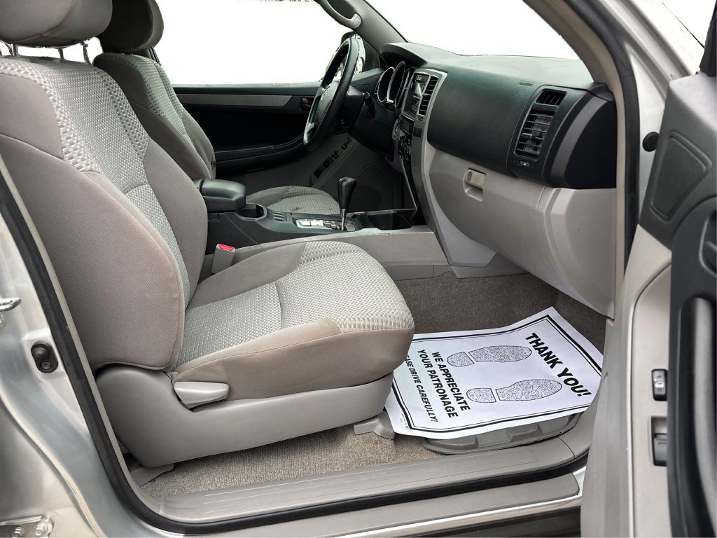 2007 Toyota 4Runner Image 16