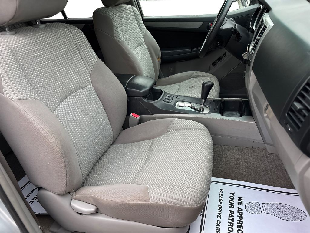 2007 Toyota 4Runner Image 17