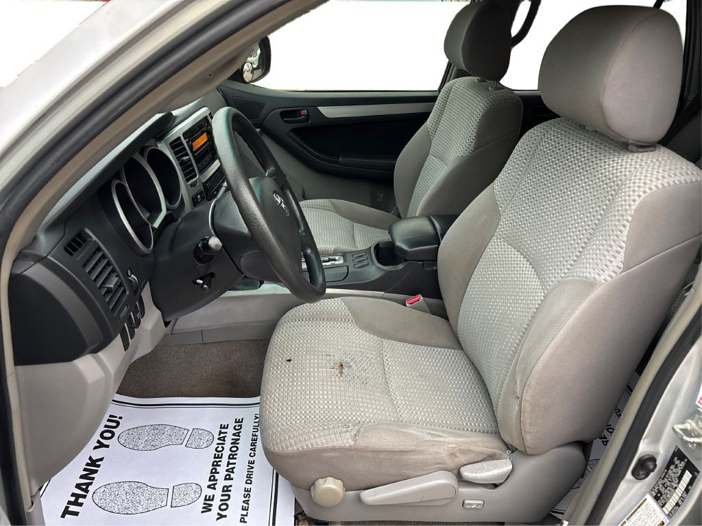 2007 Toyota 4Runner Image 25