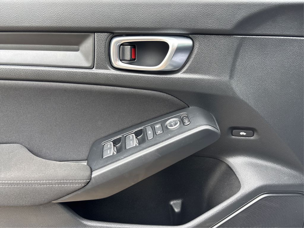 2025 Honda Civic Image 16