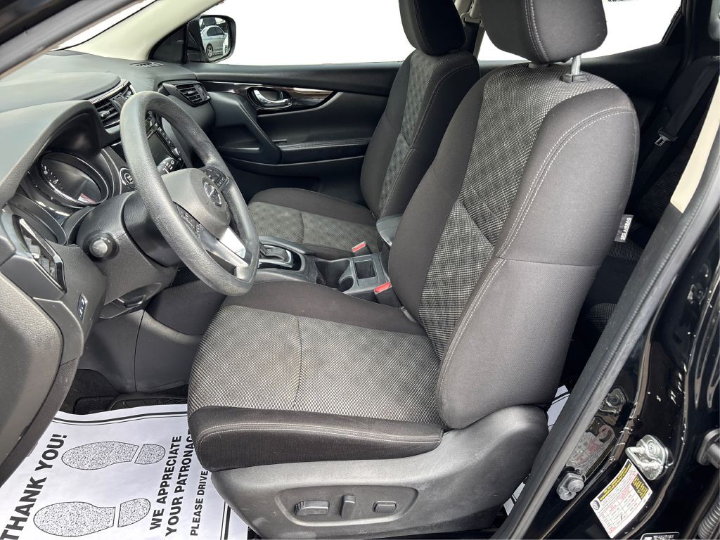 2020 Nissan Rogue Image 27