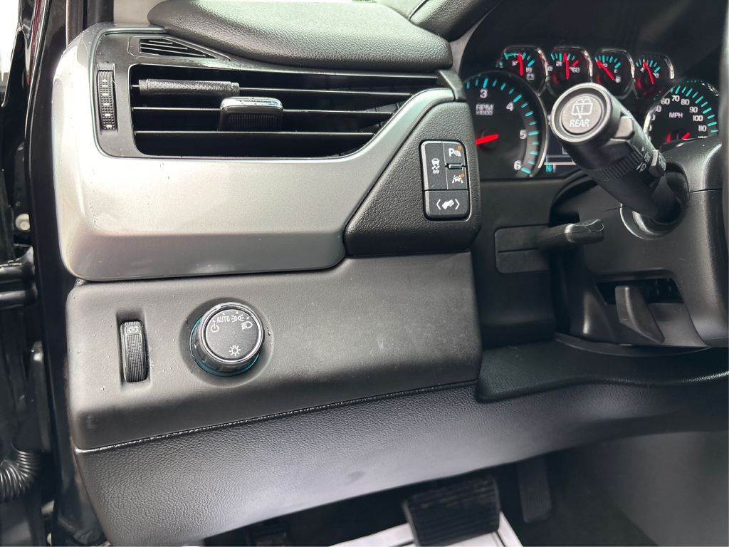 2016 Chevrolet Tahoe Image 19