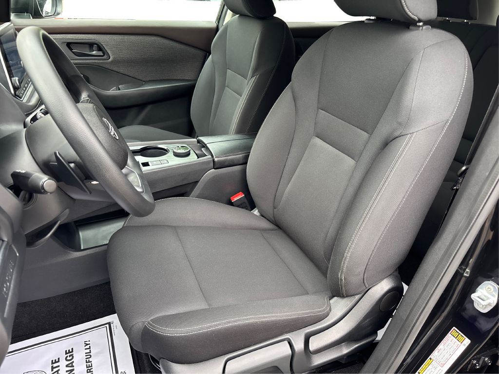 2023 Nissan Rogue Image 10