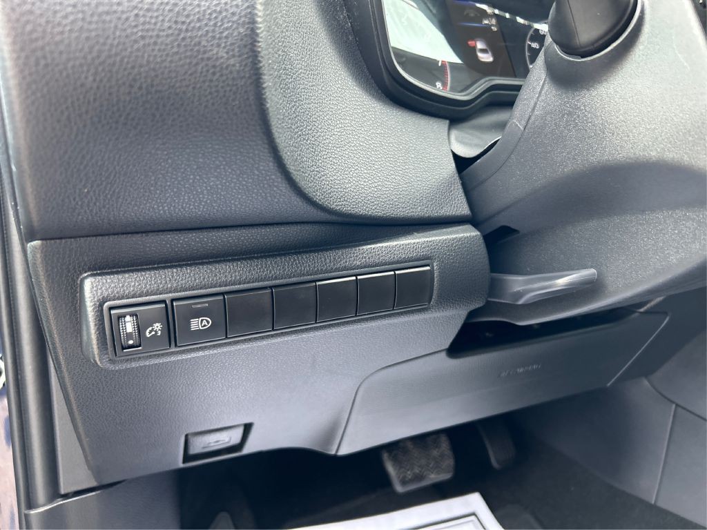 2023 Toyota Corolla Image 25