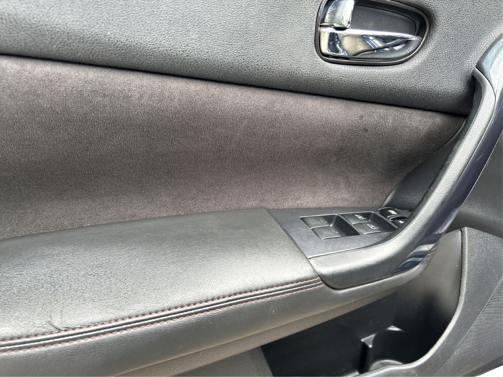 2012 Nissan Maxima Image 26