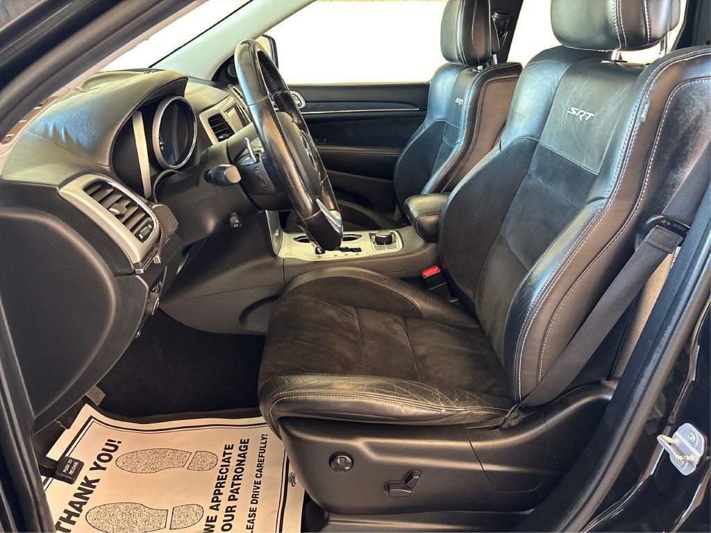 2012 Jeep Grand Cherokee Image 25