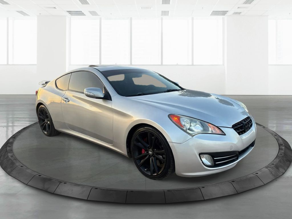 2012 Hyundai Genesis Image 3