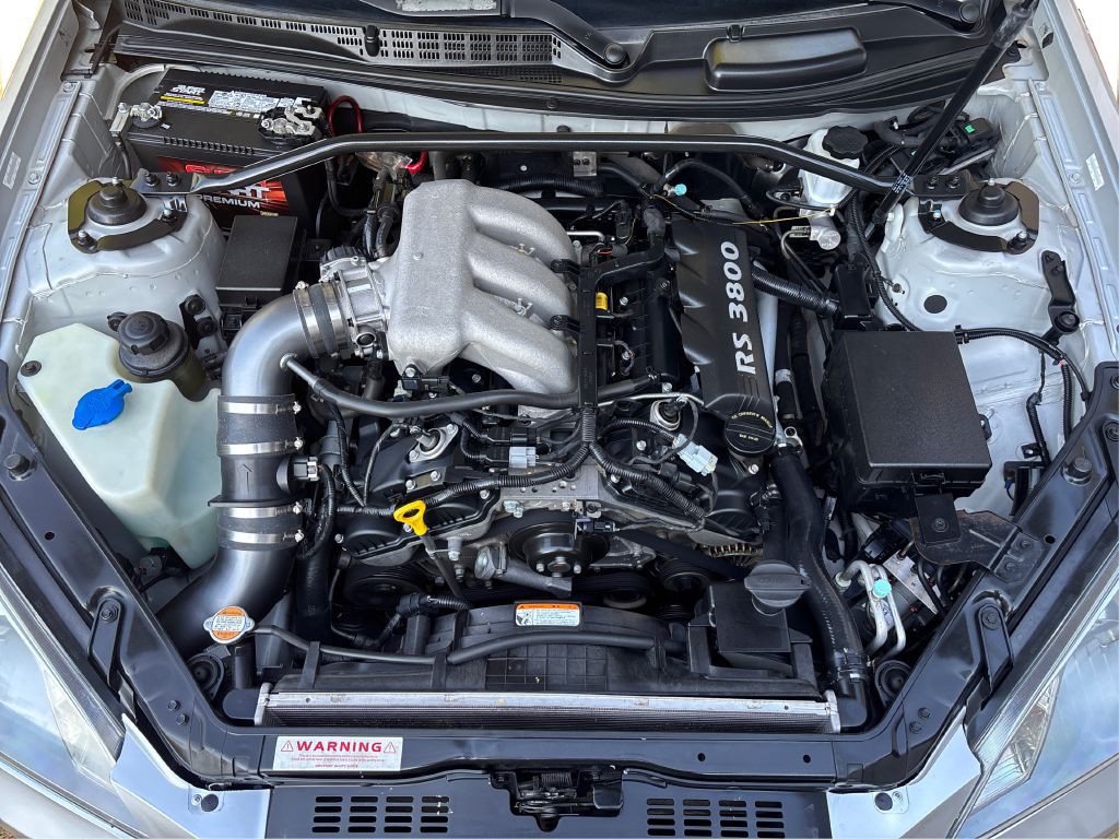 2012 Hyundai Genesis Image 24
