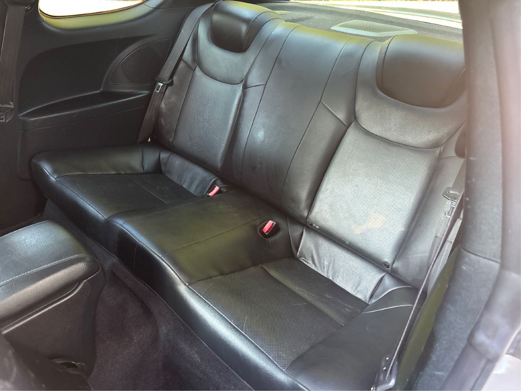 2012 Hyundai Genesis Image 26