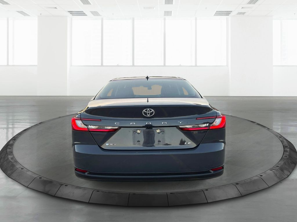 2025 Toyota Camry Image 8