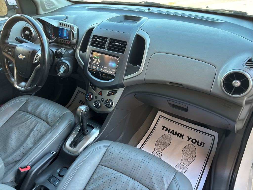 2013 Chevrolet Sonic Image 14