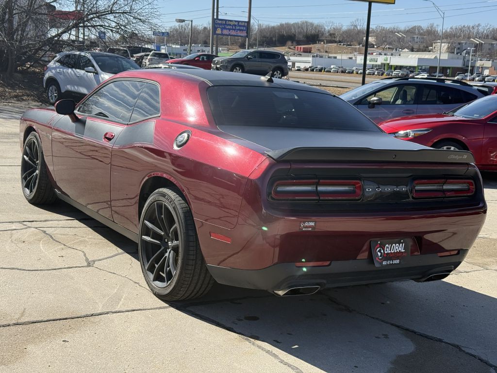 2021 Dodge Challenger Image 5