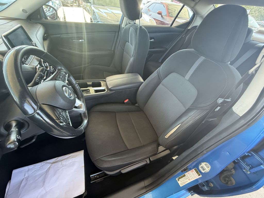 2021 Nissan Sentra Image 10