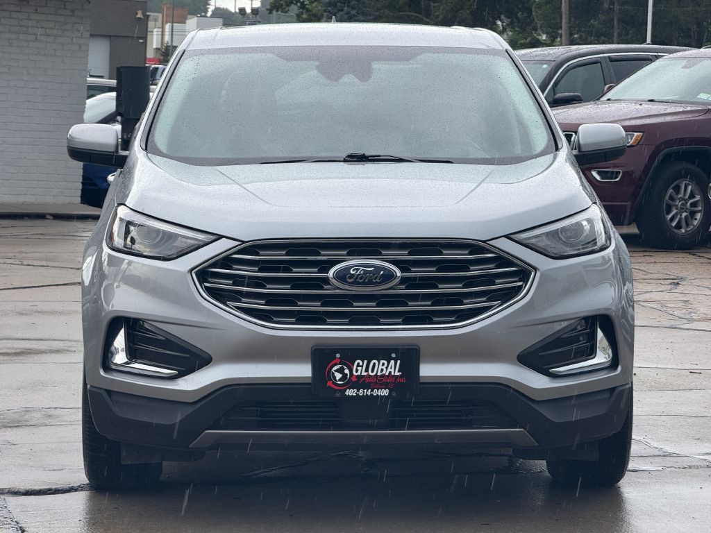 2022 Ford Edge Image 2