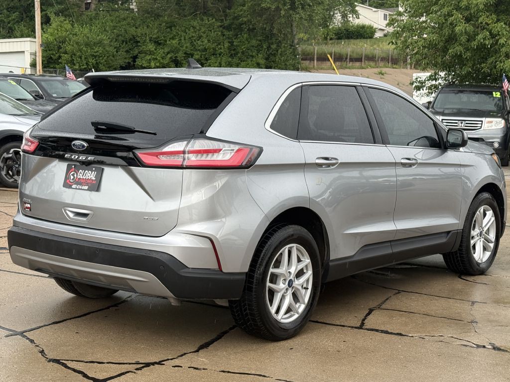 2022 Ford Edge Image 7