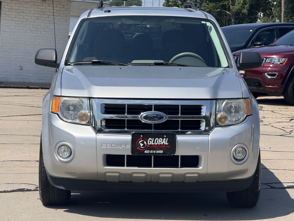 2010 Ford Escape Image 2