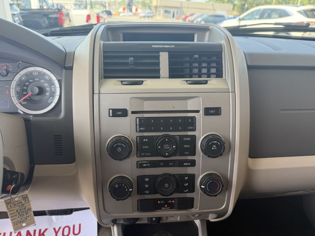 2010 Ford Escape Image 16
