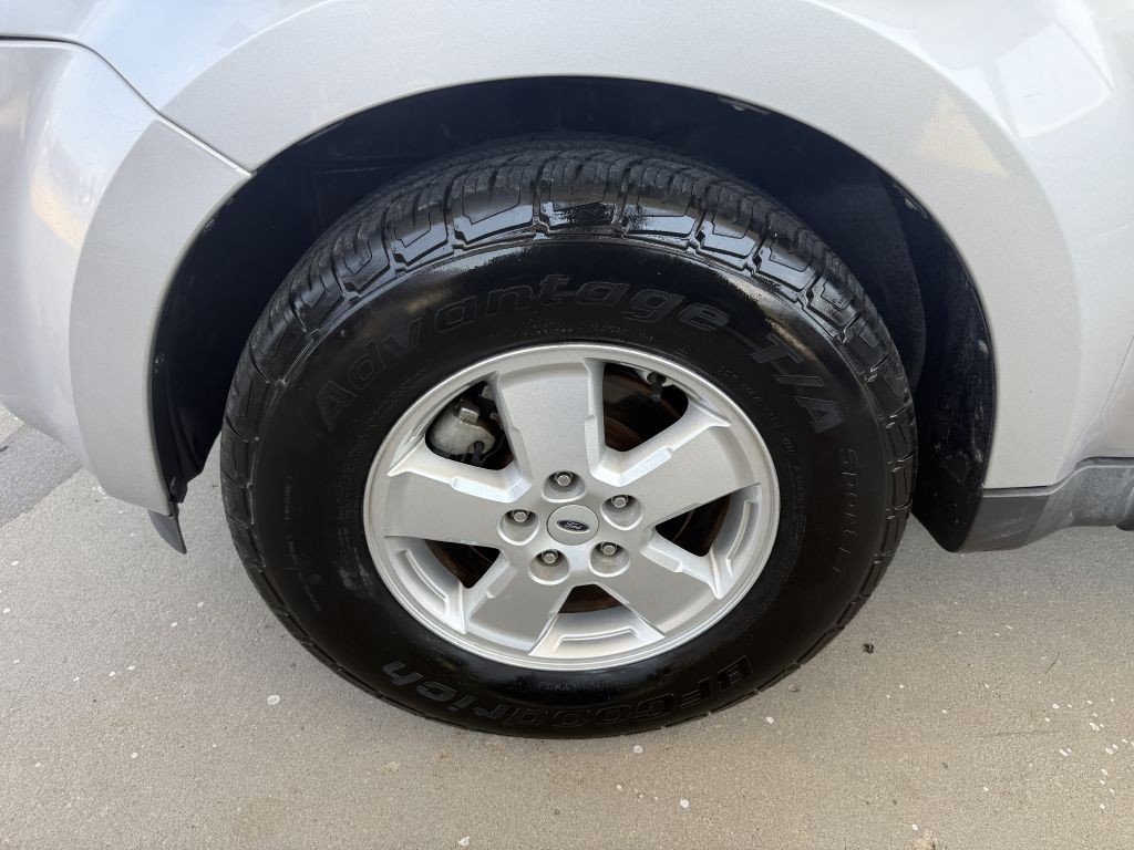 2010 Ford Escape Image 20