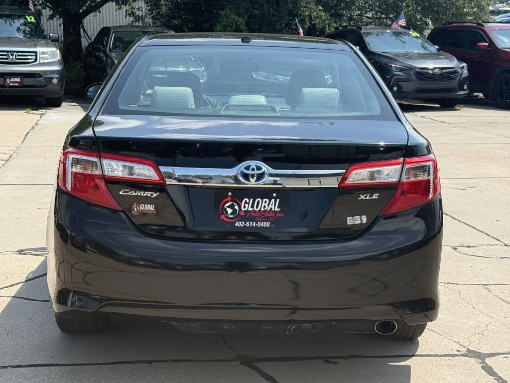 2013 Toyota Camry Image 6