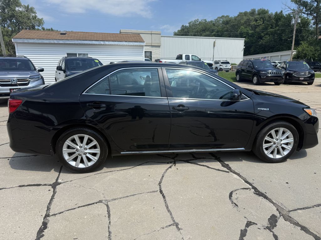 2013 Toyota Camry Image 8