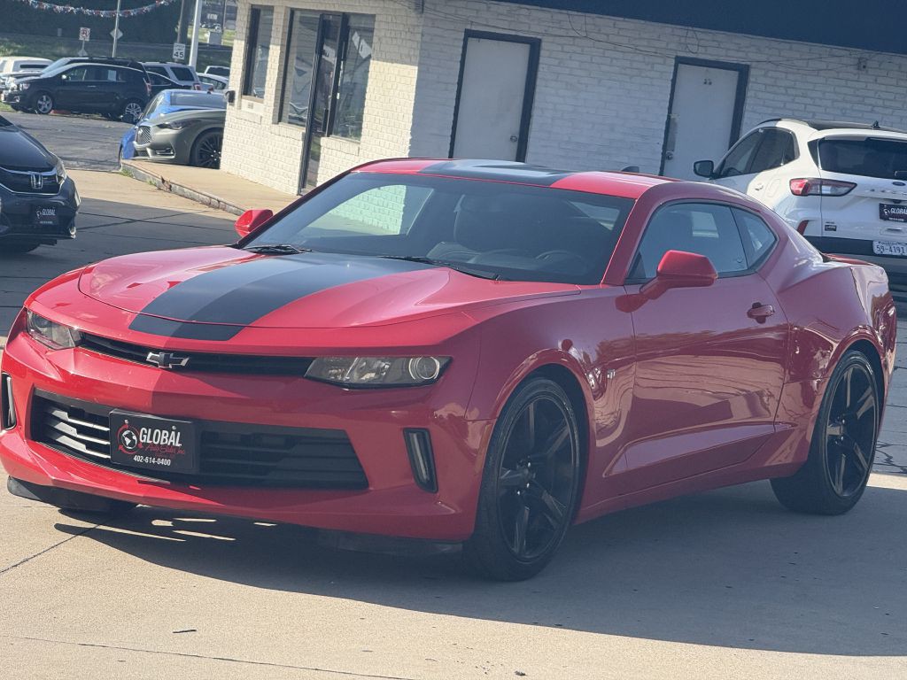 2017 Chevrolet Camaro Image 3