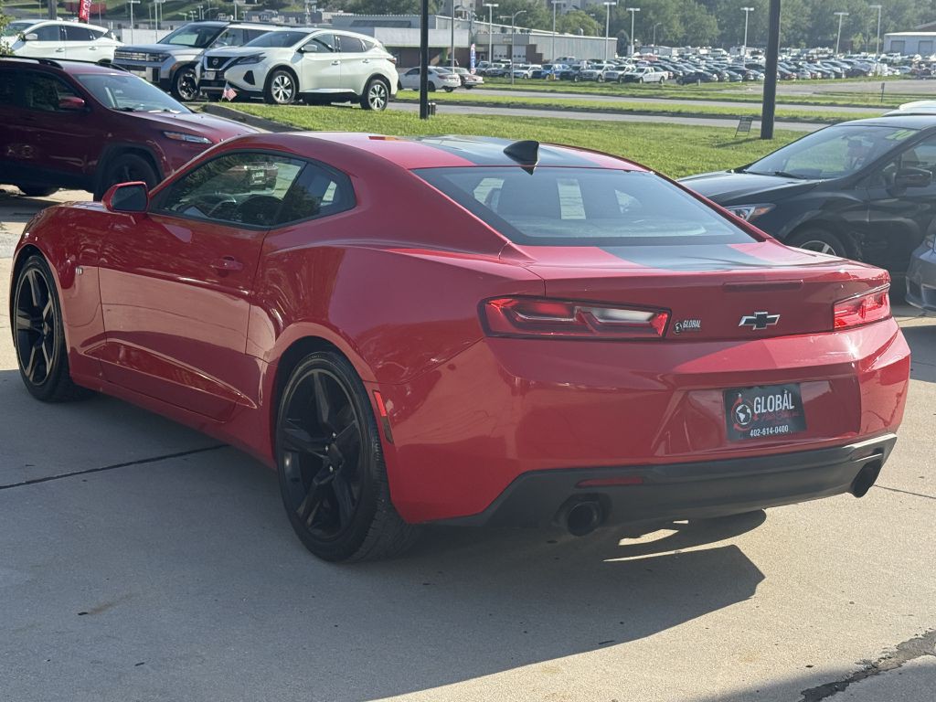 2017 Chevrolet Camaro Image 5