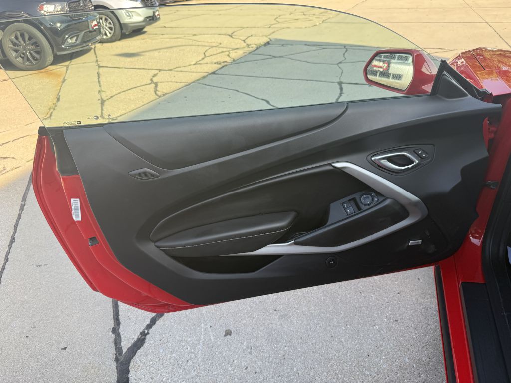 2017 Chevrolet Camaro Image 10