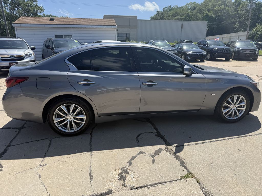 2019 INFINITI Q50 Image 9