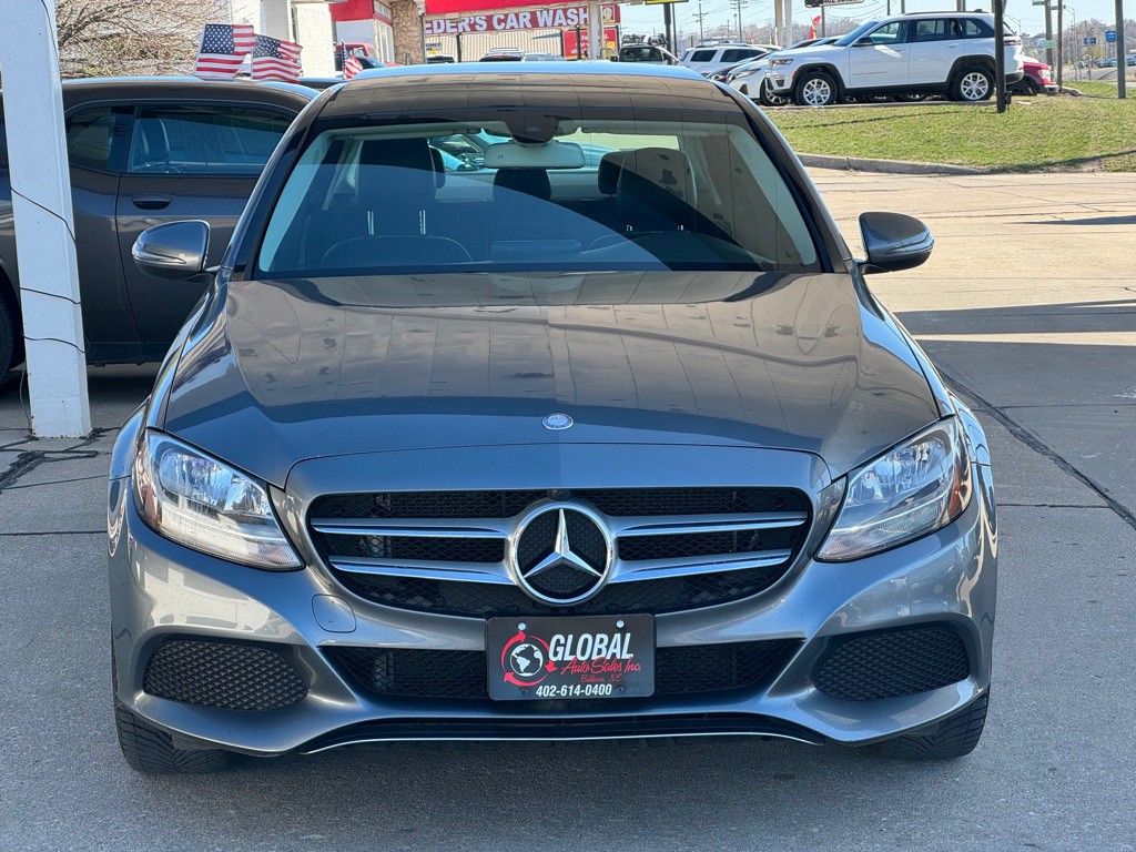 2017 Mercedes-Benz C-Class Image 2