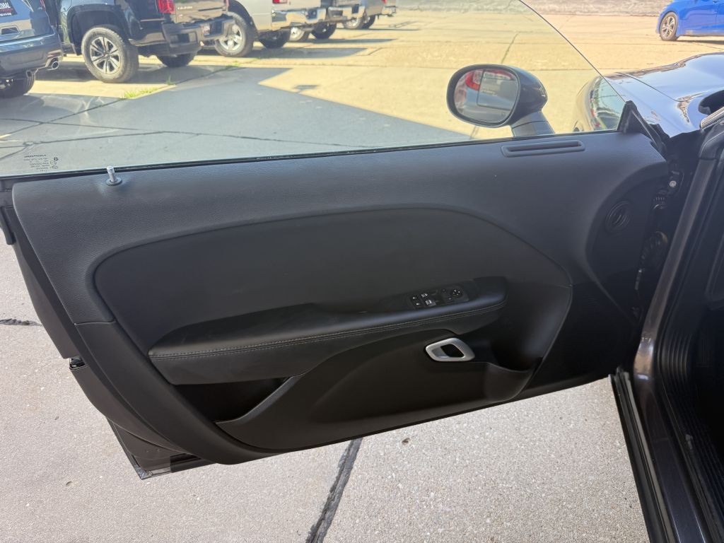 2021 Dodge Challenger Image 10