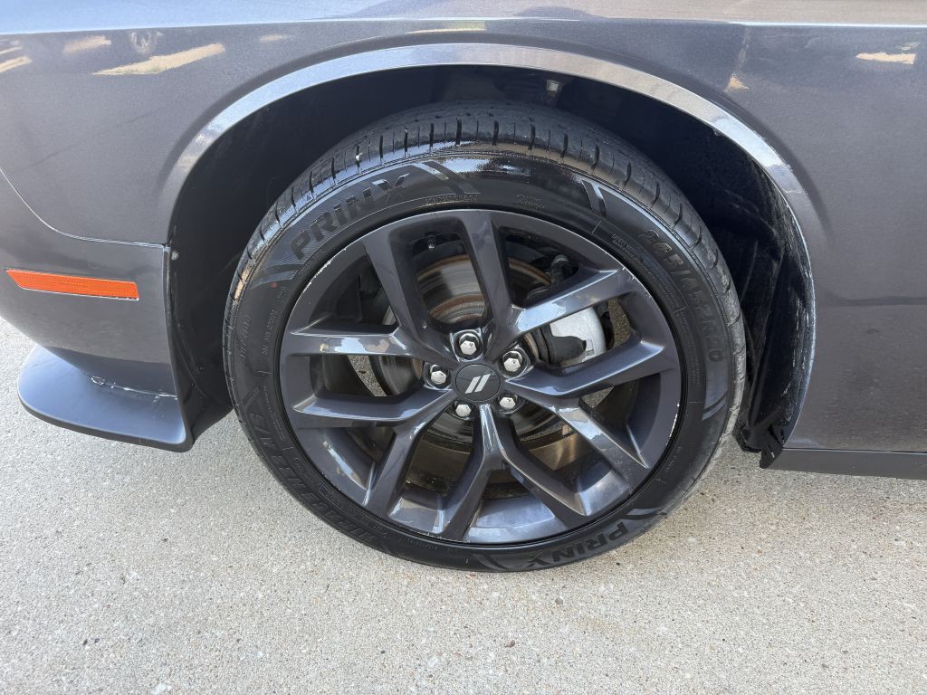 2021 Dodge Challenger Image 19