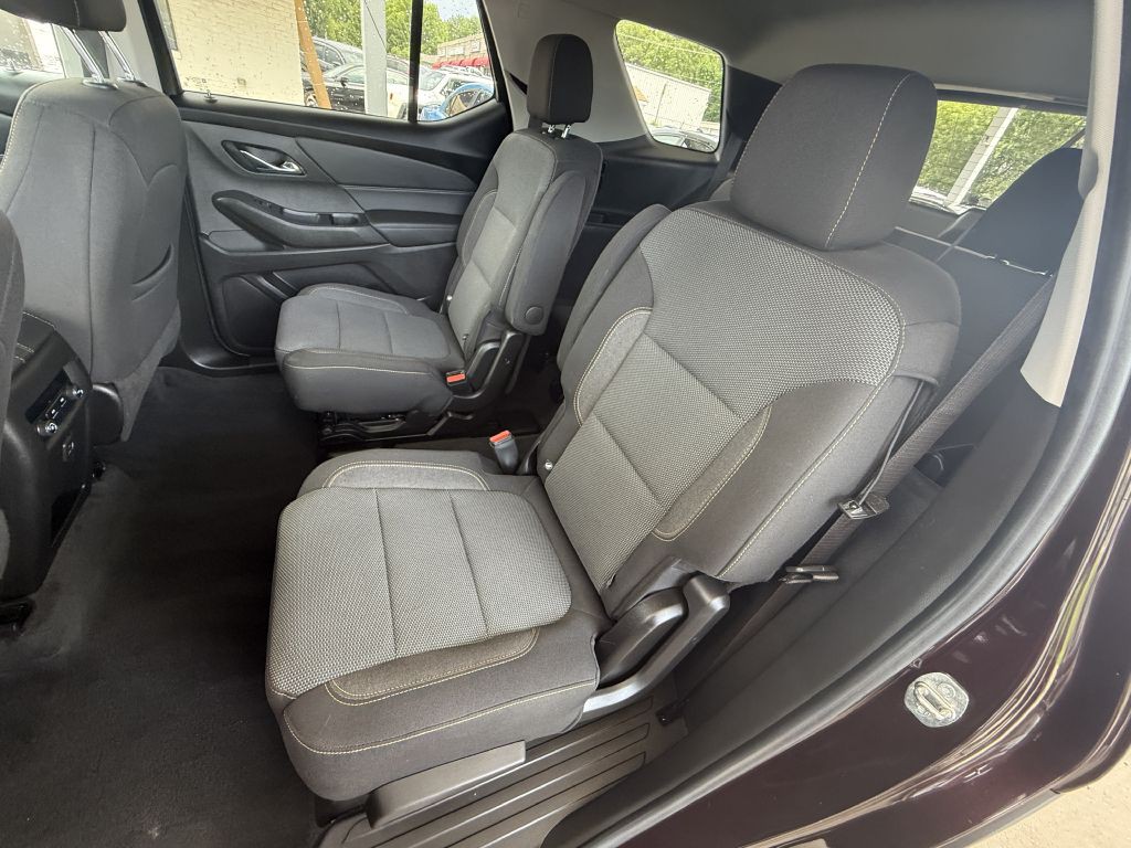 2021 Chevrolet Traverse Image 12